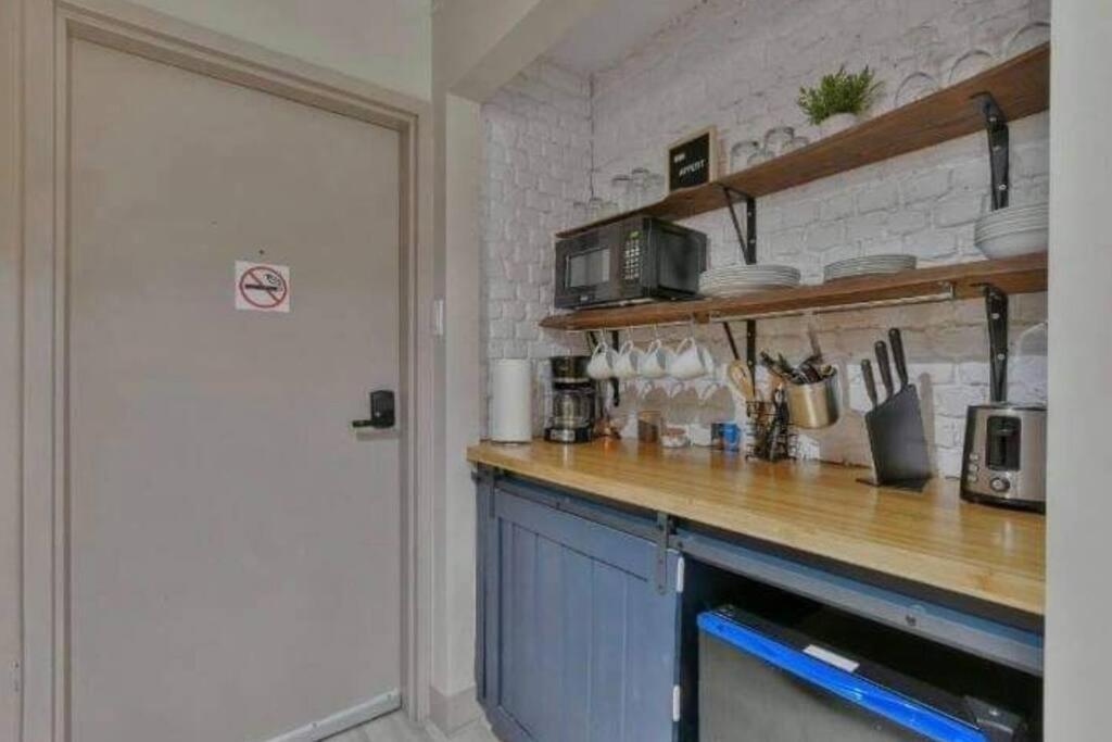 The Sunny Pastry Apartment Mont-Tremblant Exterior photo
